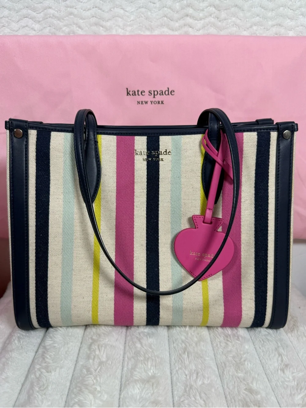 Kate Spade New York Market Breezy Stripe Medium Tote. So Gorgeous and Classic 🧡🤩